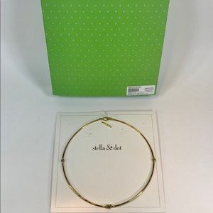Stella & Dot Simple Knot Collar Necklace - Gold